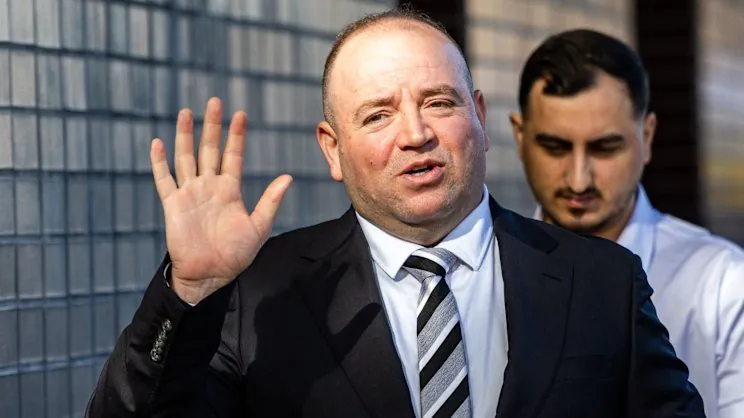 Bondi Hero's Shock U-Turn Assault Charges Dropped - Second Image