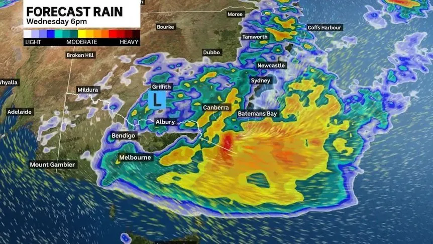  Wild Weather Brings Rain, Hail and Damaging Winds to Southern Australia - Second Image
