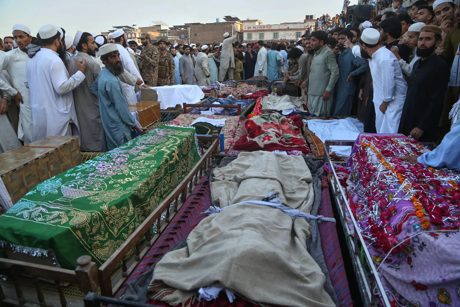 Roof Collapse Kills 27 Children In Pakistani School Disaster - Second Image