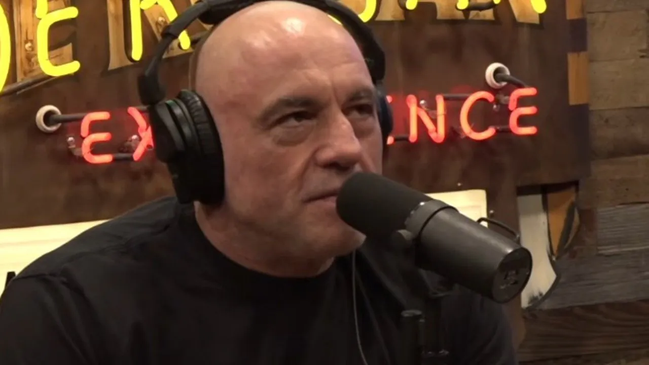 Joe Rogan Slams Australia's Oppressive Gun Control Laws - Second Image