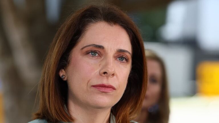 Minister Anika Wells’ Shuts Down Brisbane Office